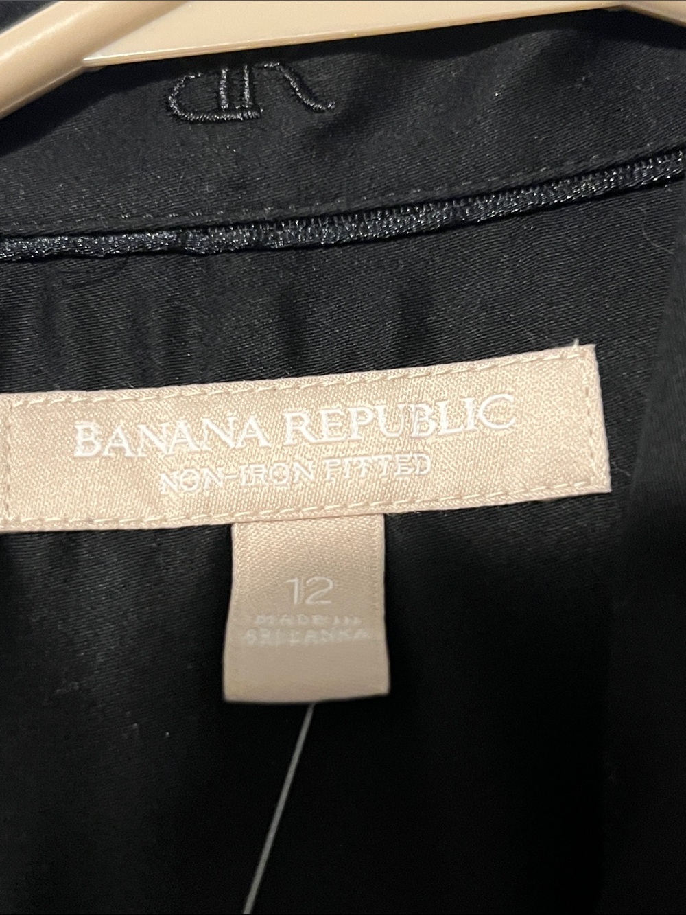 Banana Republic Black Button-Front Women's Shirt - Picture 9 of 14